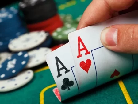 Bí Kíp Chọn App Chơi Poker Ăn Tiền Dễ Thắng Tại Casino Trực Tuyến Việt Nam