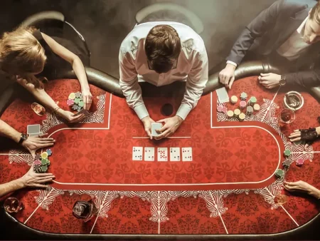 Cách Chơi Poker Online Cho Người Mới: Hướng Dẫn Chi Tiết Từ A–Z Dễ Hiểu Nhất