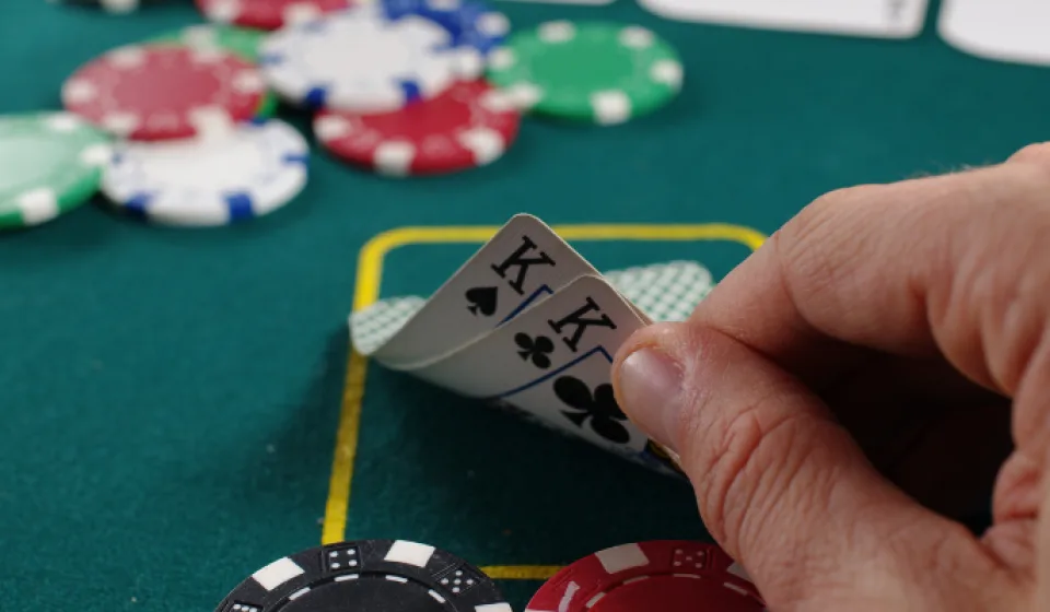 Kinh Nghiệm Chơi Poker thành công